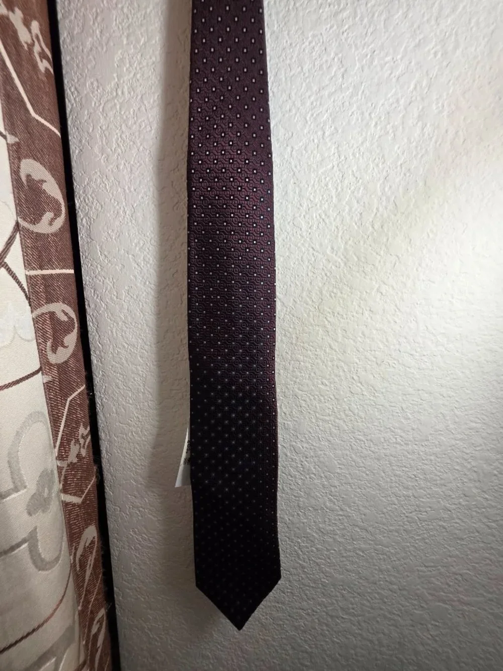 Brioni Tie  - Amaranth - NEW with tags